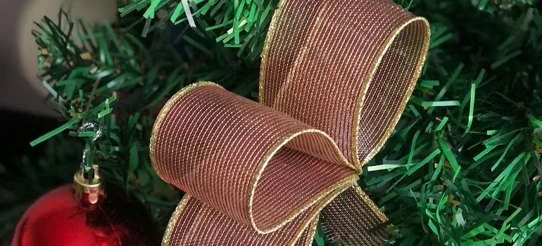 Ribbon bow on Christmas tree